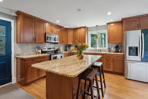 8 Pond View Road Standish ME 04084