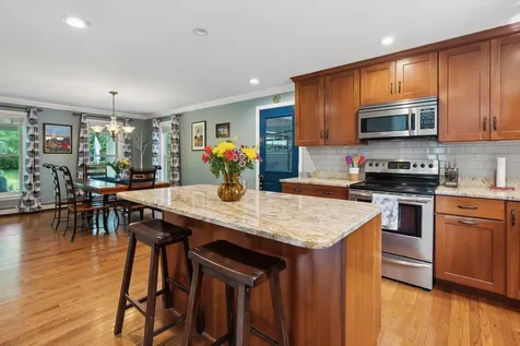 8 Pond View Road Standish ME 04084