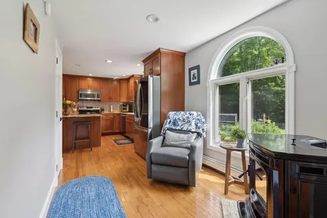 8 Pond View Road Standish ME 04084