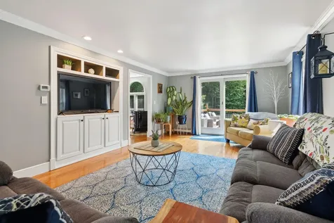 8 Pond View Road Standish ME 04084