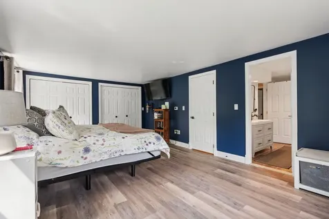 8 Pond View Road Standish ME 04084