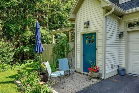 8 Pond View Road Standish ME 04084