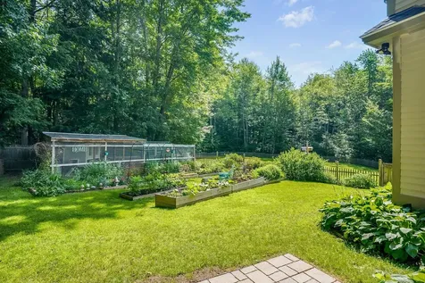8 Pond View Road Standish ME 04084