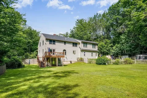 8 Pond View Road Standish ME 04084