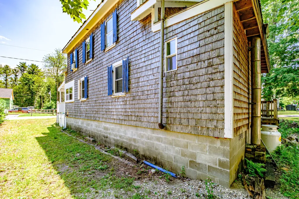 282 Harmons Beach Road Standish ME 04084