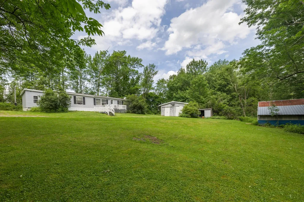 140 Cressey Road Monmouth ME 04259