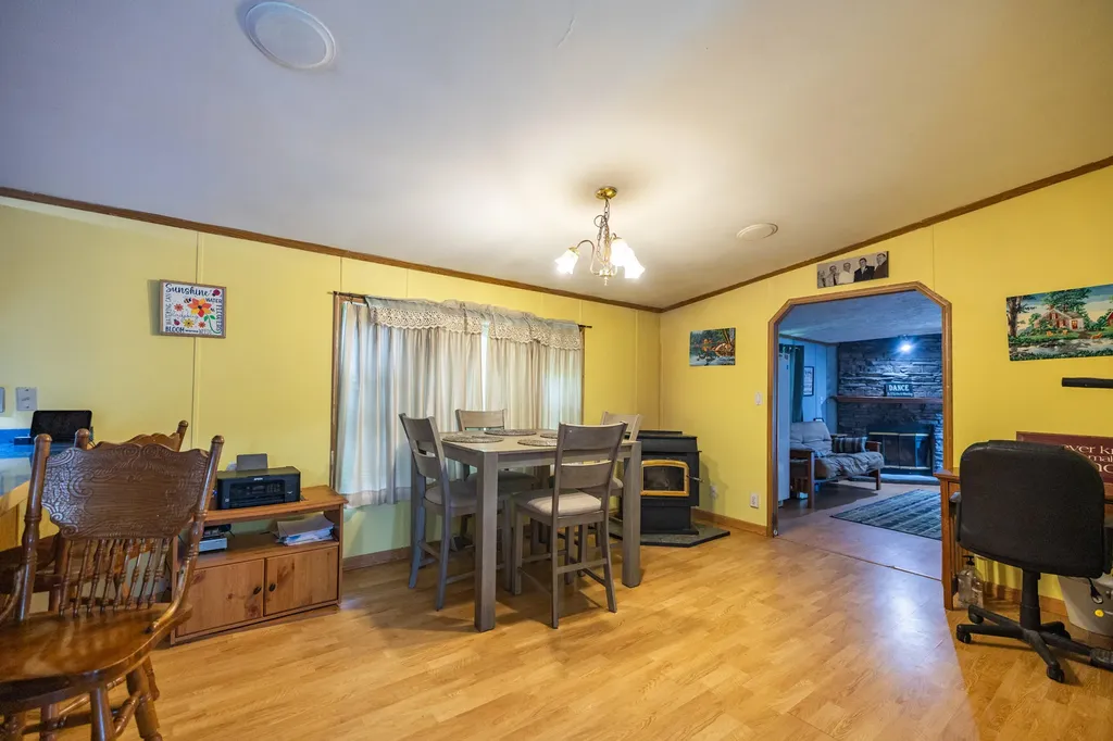 140 Cressey Road Monmouth ME 04259