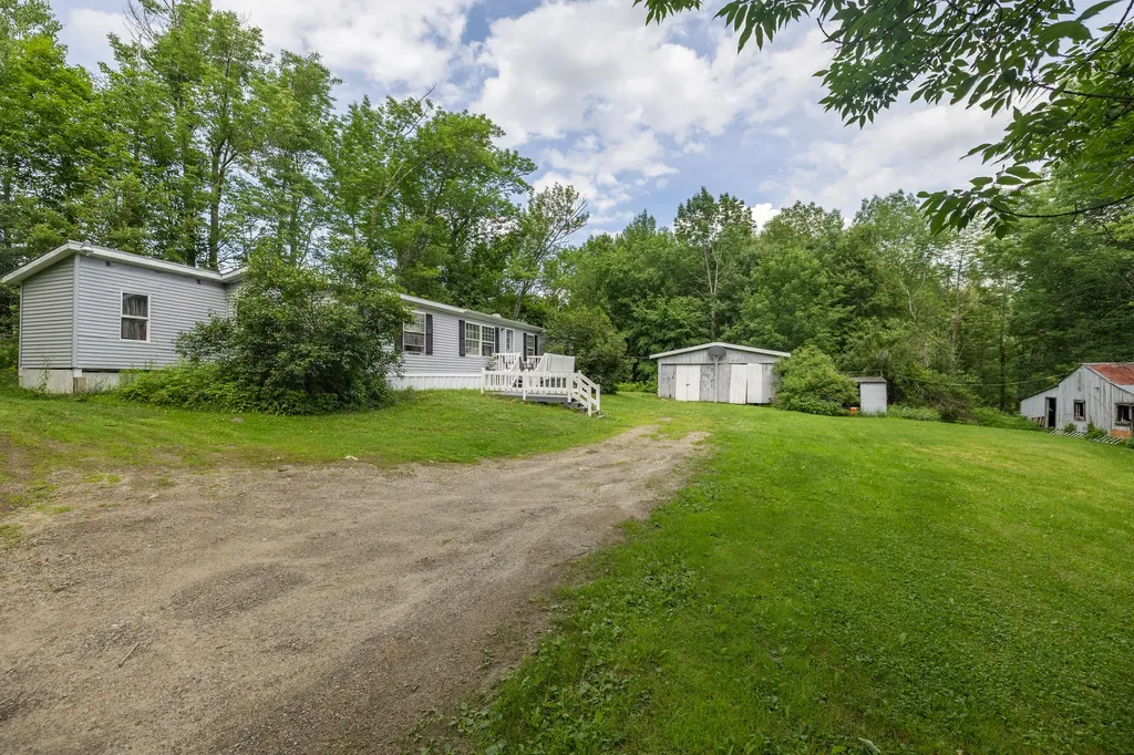 140 Cressey Road Monmouth ME 04259