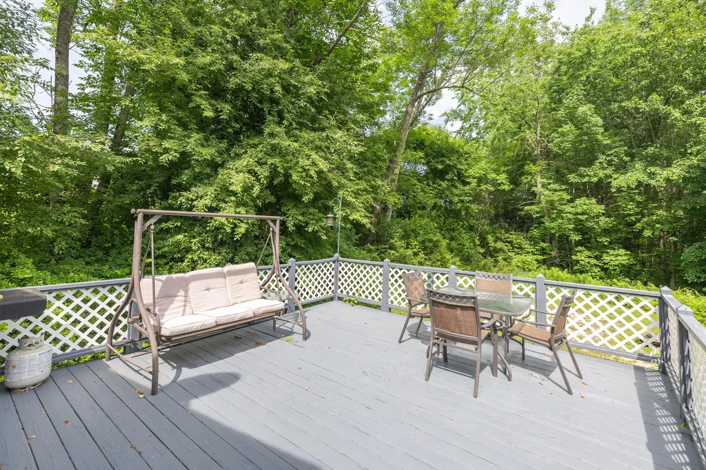140 Cressey Road Monmouth ME 04259