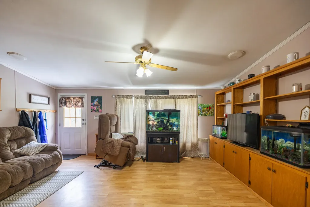 140 Cressey Road Monmouth ME 04259