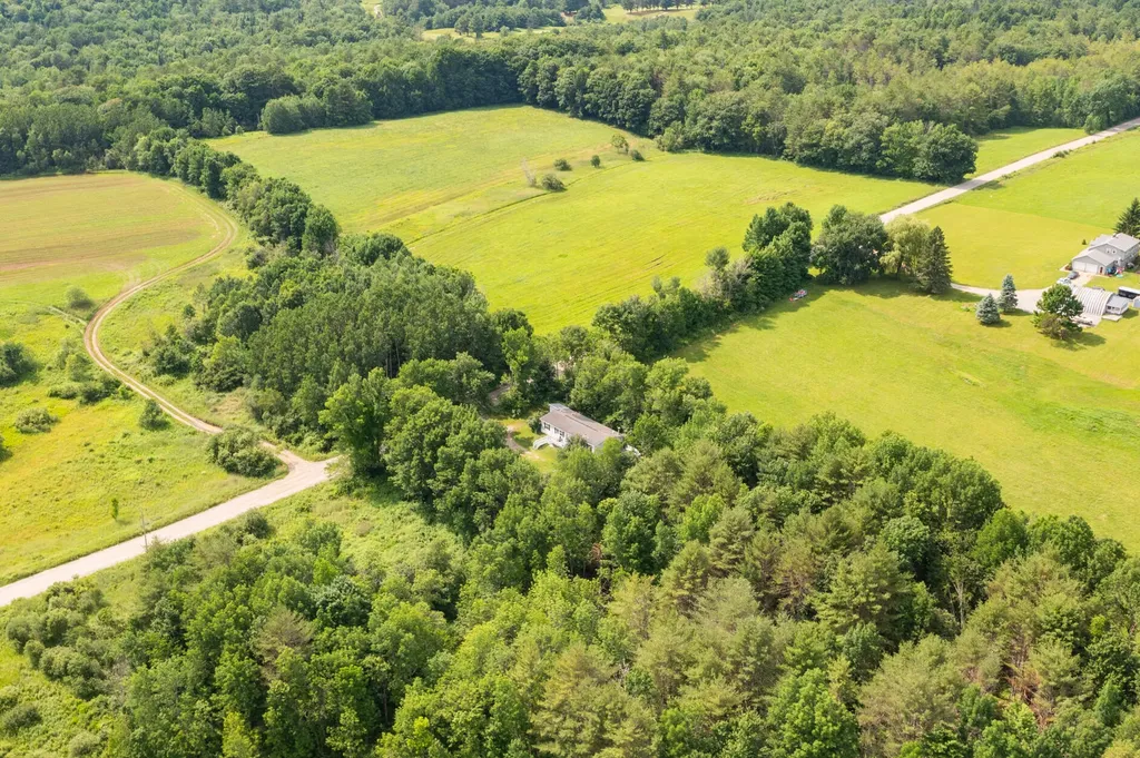 140 Cressey Road Monmouth ME 04259
