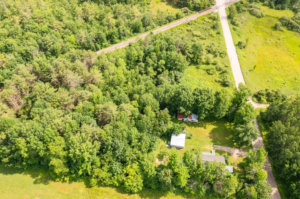 140 Cressey Road Monmouth ME 04259