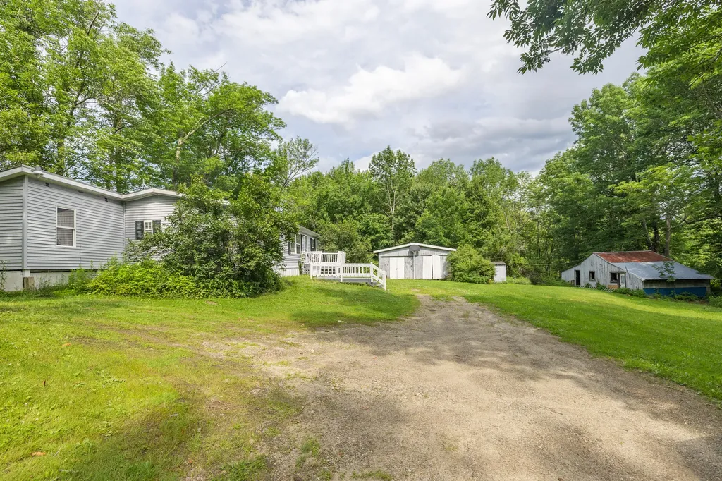 140 Cressey Road Monmouth ME 04259