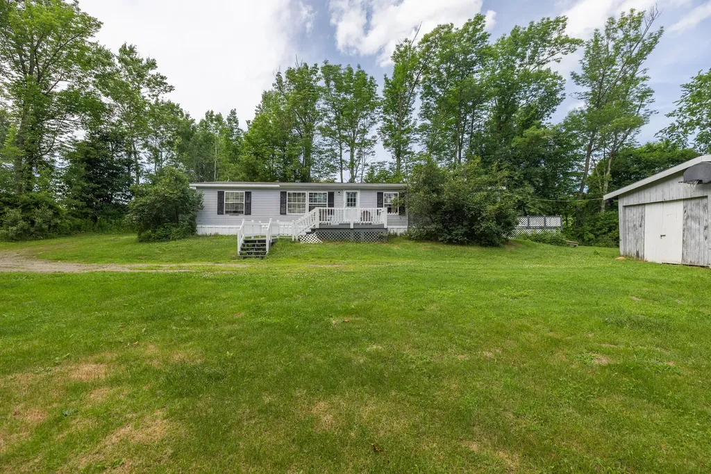 140 Cressey Road Monmouth ME 04259