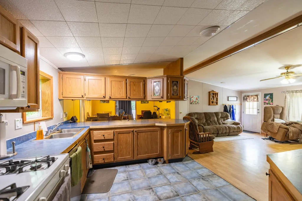 140 Cressey Road Monmouth ME 04259