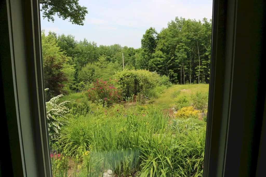 206 Drury Road Solon ME 04979