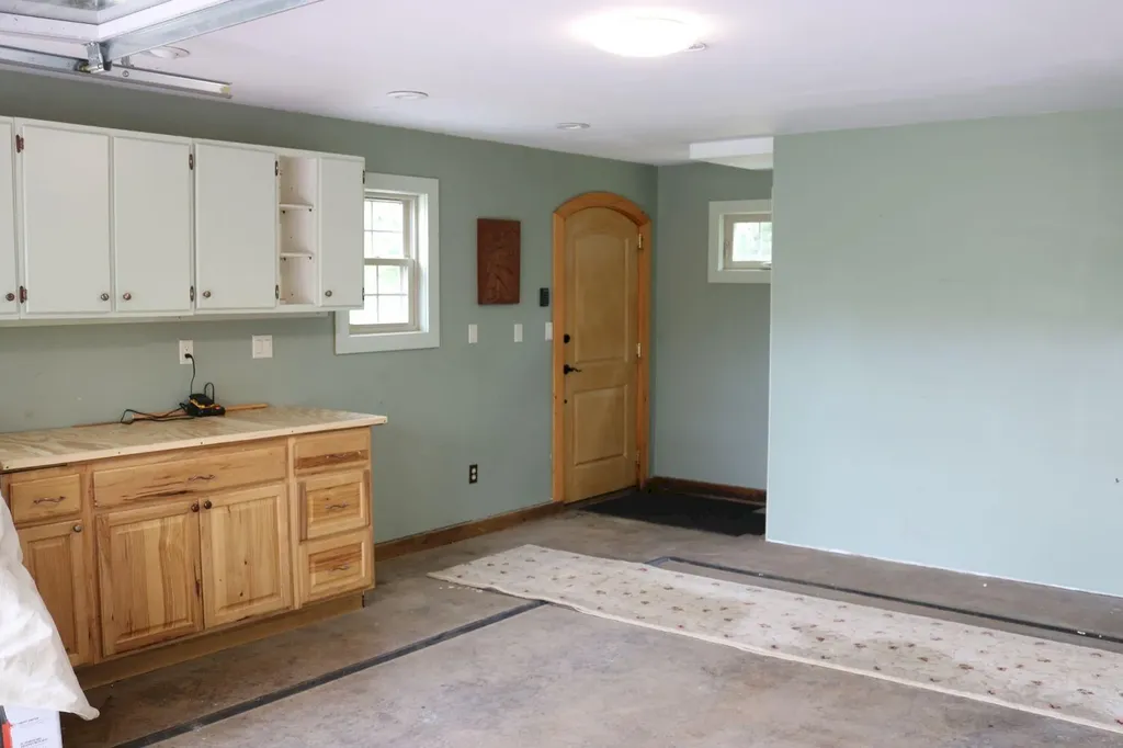 206 Drury Road Solon ME 04979
