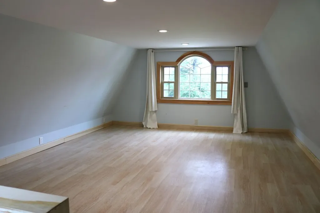 206 Drury Road Solon ME 04979