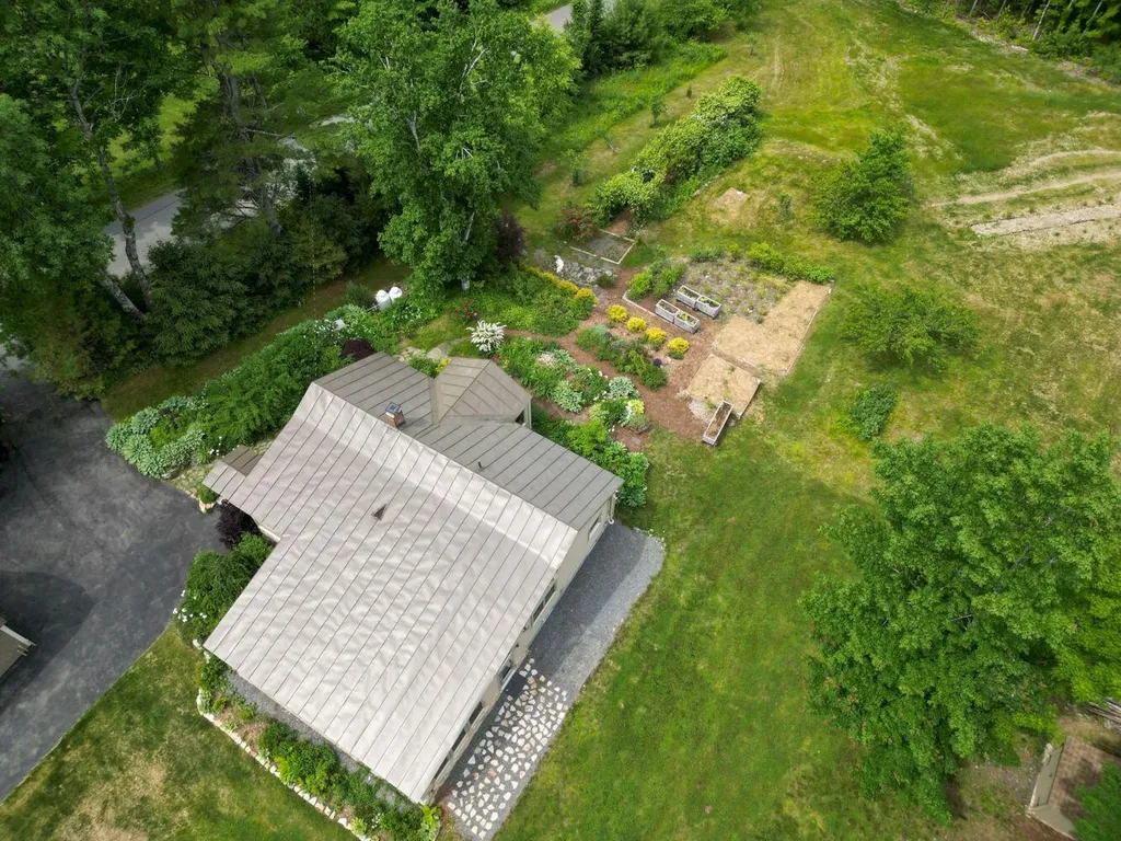 206 Drury Road Solon ME 04979