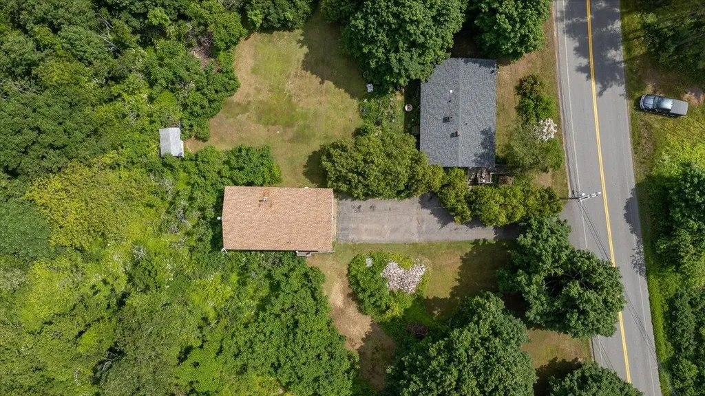 660 Old County Road Rockland ME 04841