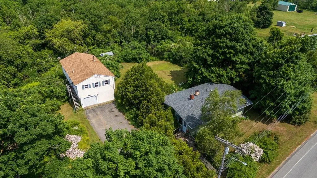 660 Old County Road Rockland ME 04841