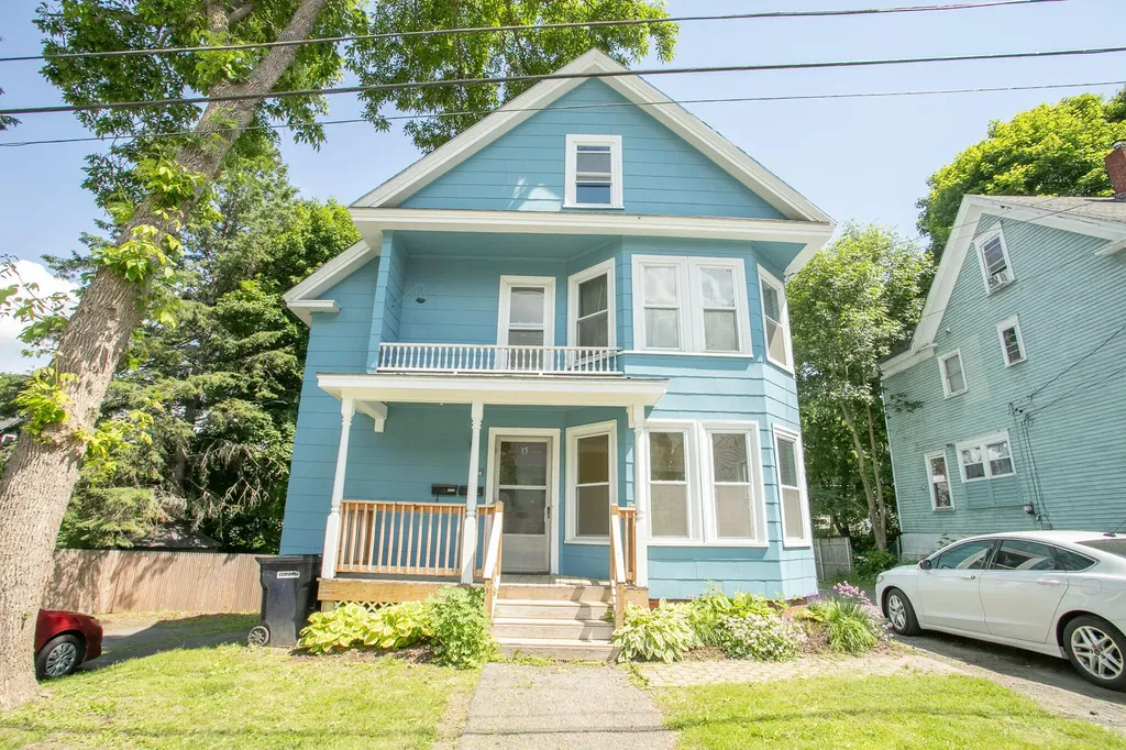 15 Autumn Street Bangor ME 04401