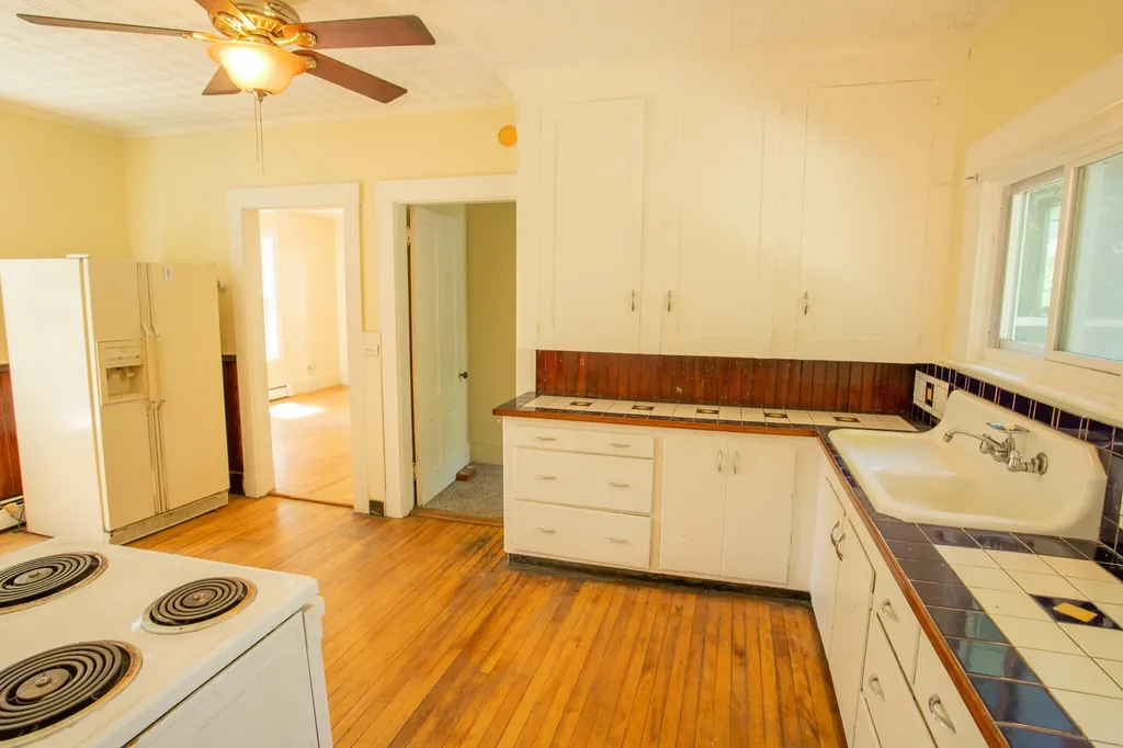 15 Autumn Street Bangor ME 04401