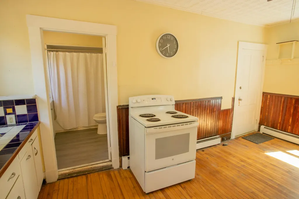 15 Autumn Street Bangor ME 04401