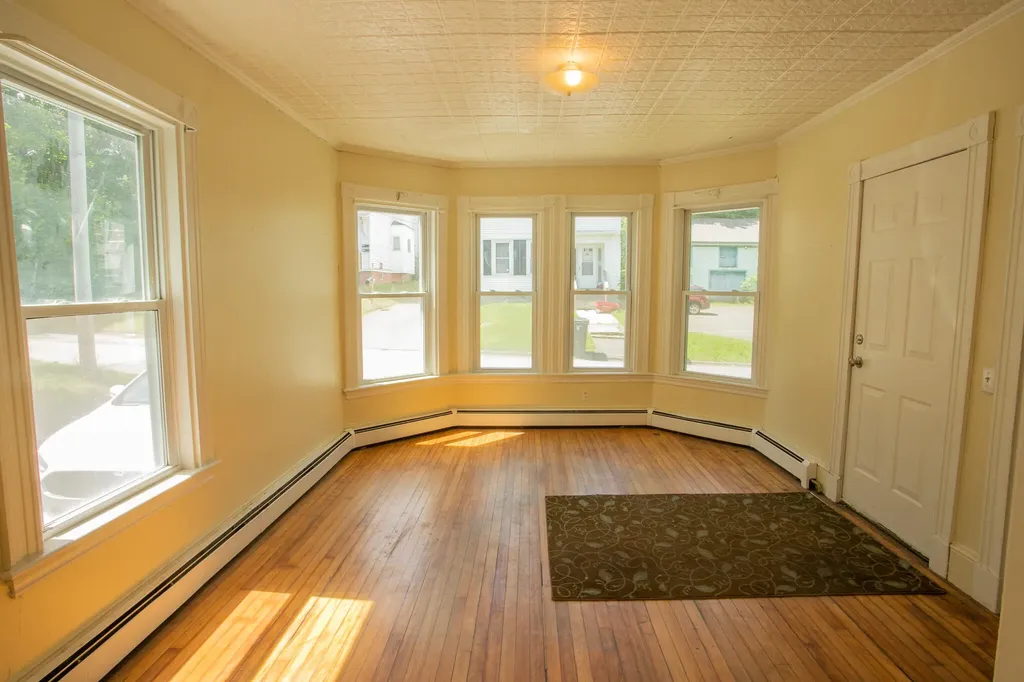 15 Autumn Street Bangor ME 04401
