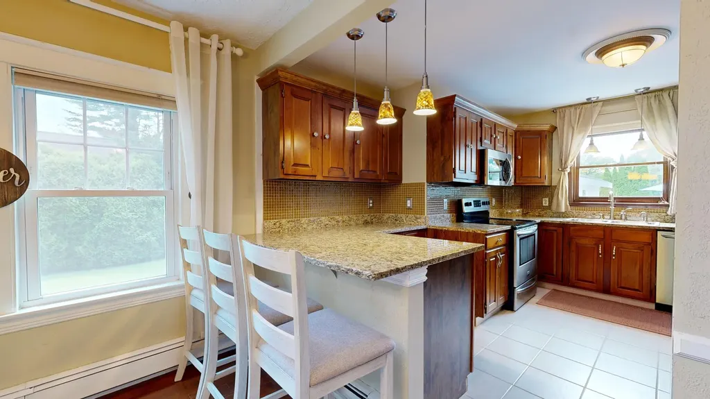 48 Grandview Avenue Auburn ME 04210