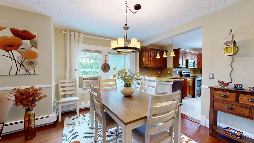 48 Grandview Avenue Auburn ME 04210