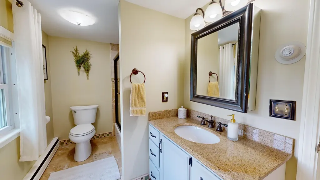 48 Grandview Avenue Auburn ME 04210