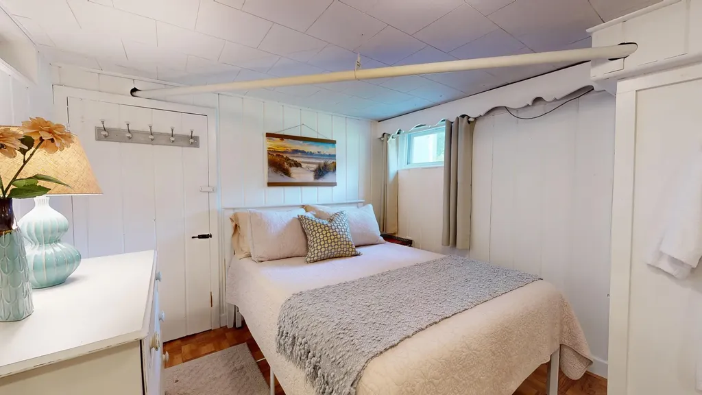 48 Grandview Avenue Auburn ME 04210