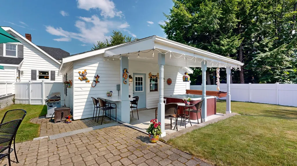 48 Grandview Avenue Auburn ME 04210