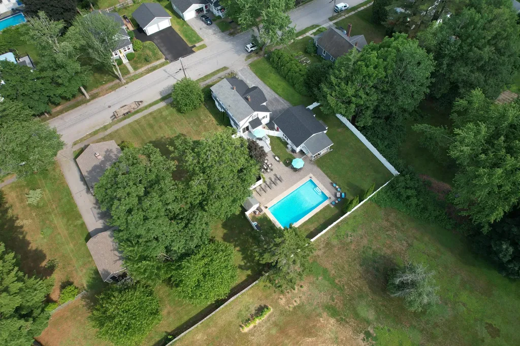 48 Grandview Avenue Auburn ME 04210