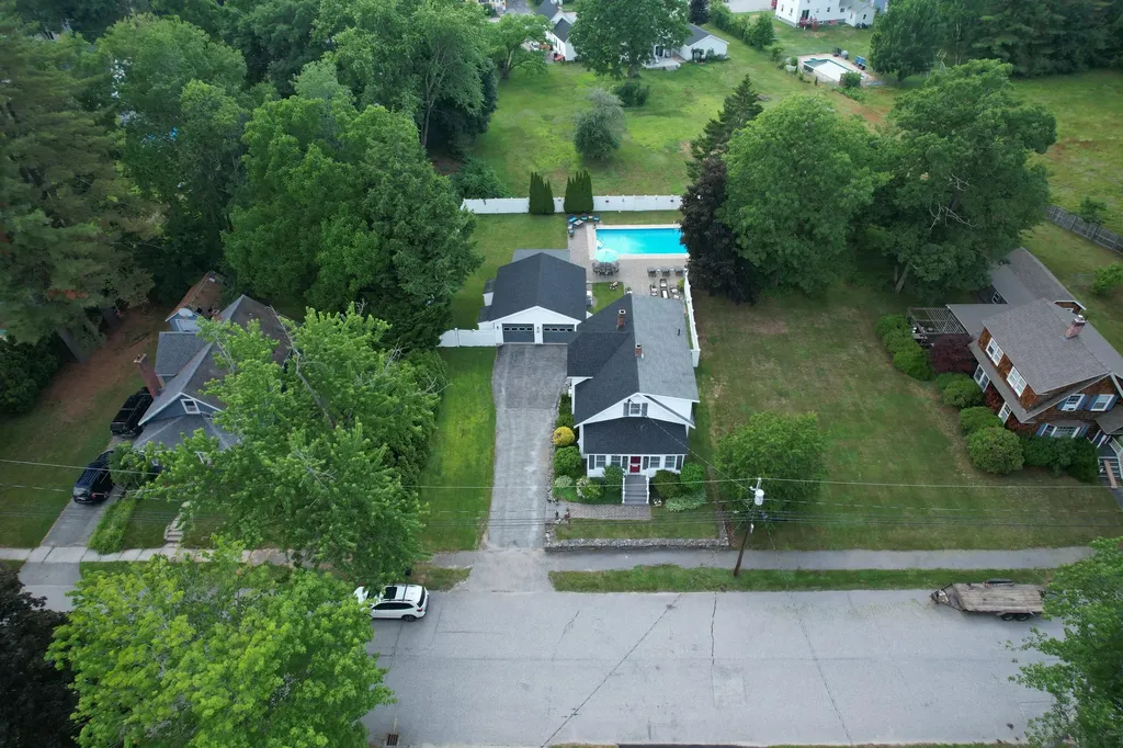48 Grandview Avenue Auburn ME 04210