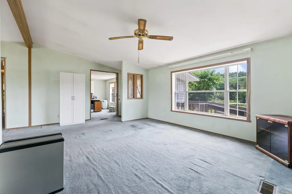 47 Pittston Road Whitefield ME 04353