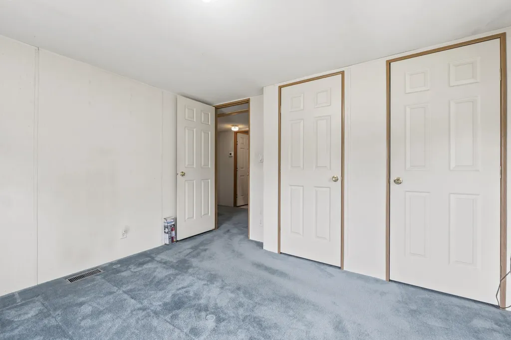 47 Pittston Road Whitefield ME 04353
