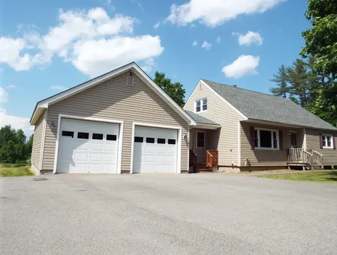 114 Kennebec Road Hampden ME 04444