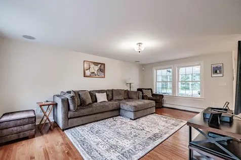 18 Cheechako Road Buxton ME 04093