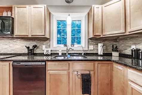 18 Cheechako Road Buxton ME 04093