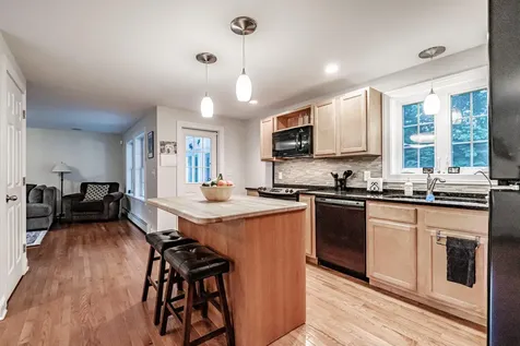 18 Cheechako Road Buxton ME 04093