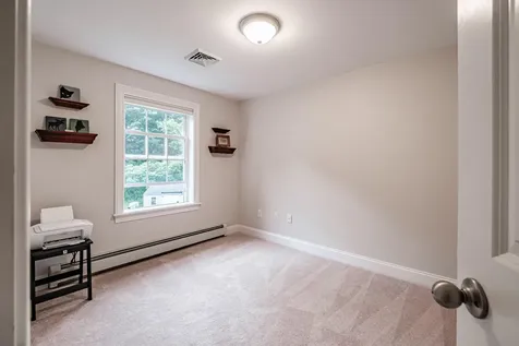 18 Cheechako Road Buxton ME 04093