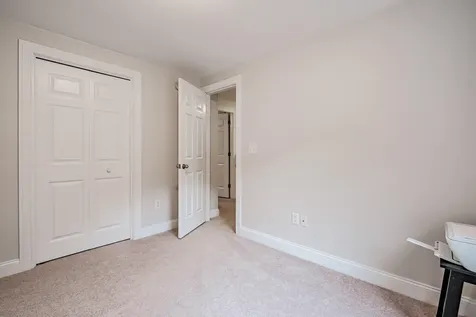 18 Cheechako Road Buxton ME 04093