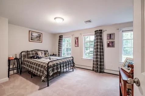 18 Cheechako Road Buxton ME 04093