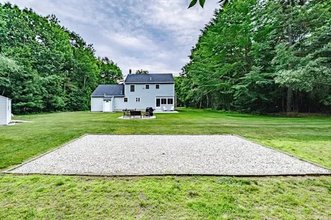 18 Cheechako Road Buxton ME 04093