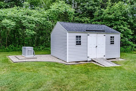 18 Cheechako Road Buxton ME 04093