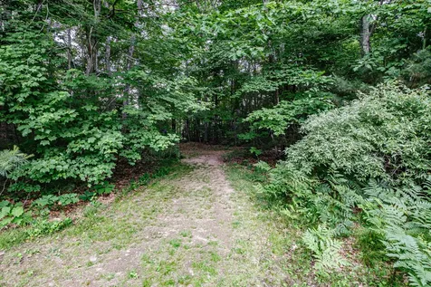 18 Cheechako Road Buxton ME 04093