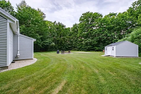 18 Cheechako Road Buxton ME 04093