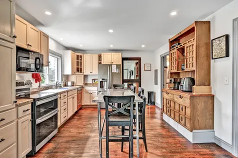 38 Zoar Street Auburn ME 04210